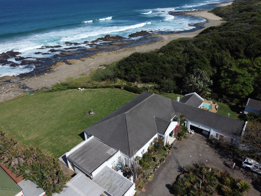 5 Bedroom Property for Sale in Gonubie Eastern Cape